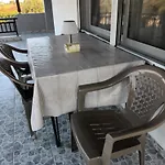 Ferienhaus In Olive Grove